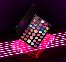 Load image into Gallery viewer, 39L HIT THE LIGHTS ARTISTRY PALETTE